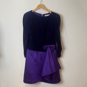 Scaasi Vintage couture purple/eggplant velvet/satin Dress. 
Size 14, yet 1980s.
